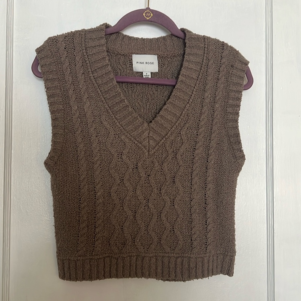 Textured Knit Sweater Vest